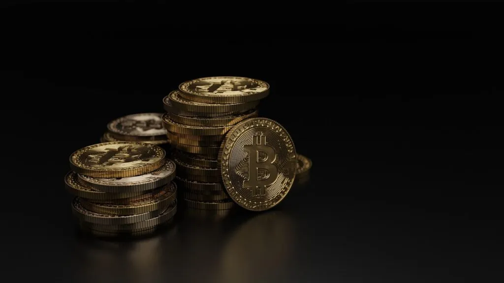 Bitcoin trades in ascending channel, is the digital gold poised for New Highs?